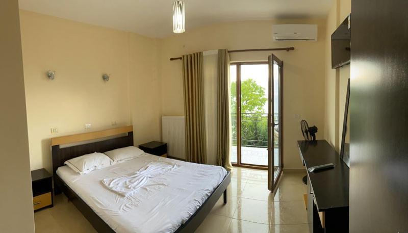 Kukesi Resort Aldo Lini Екстериор снимка
